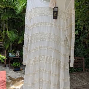 NWT Timo off white lace inset dress